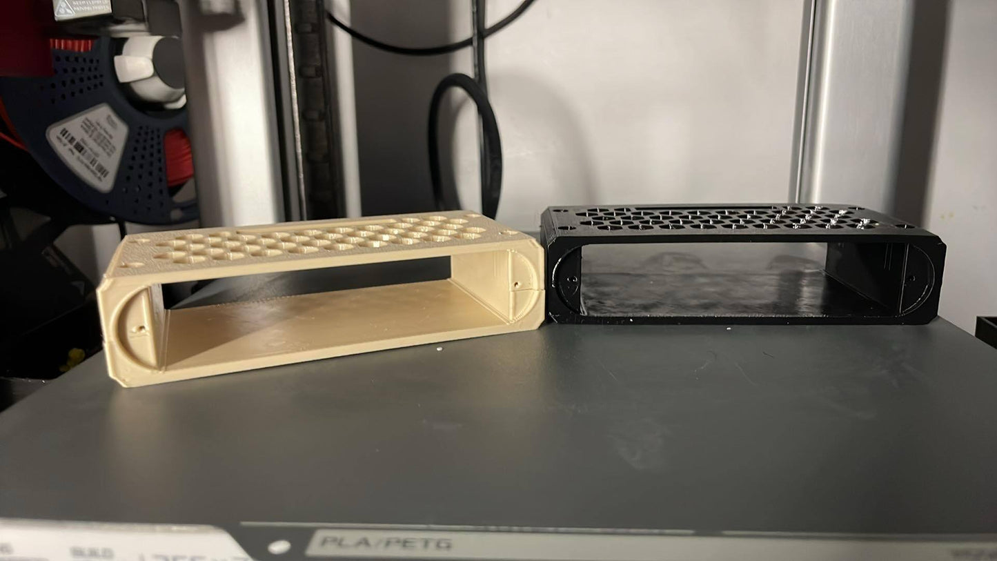 1001U AMP Case